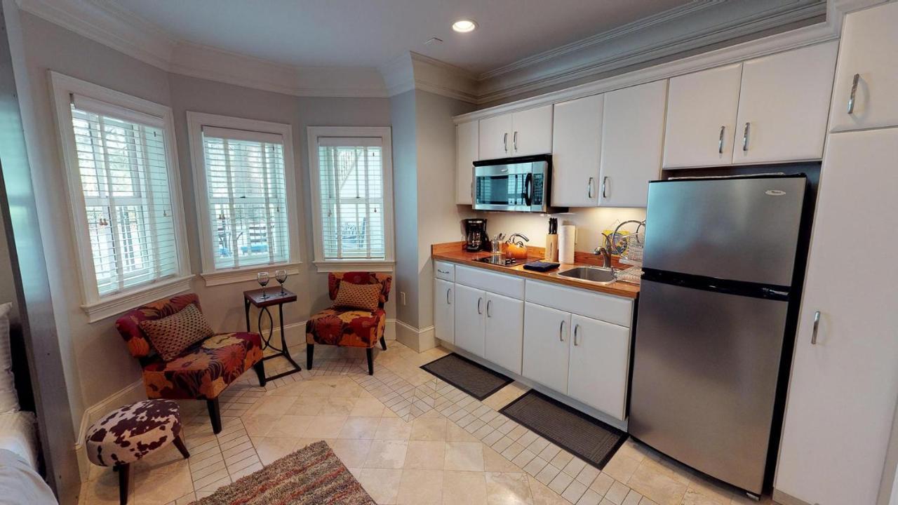 Suite Escape Savannah Exterior foto