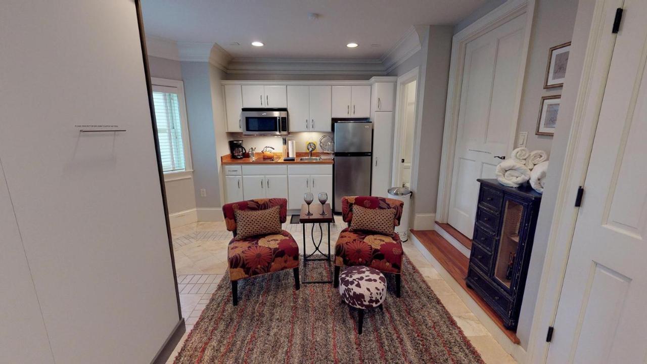 Suite Escape Savannah Exterior foto